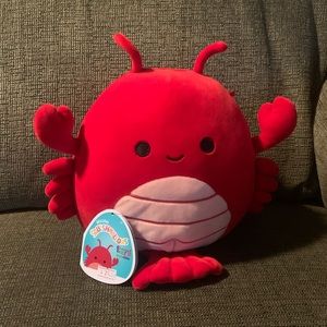 8” Louie squishmallow